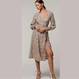Beachgold Mae Wrap Viscose Midi Dress Size M Ecru